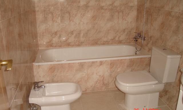 jv000579baño1