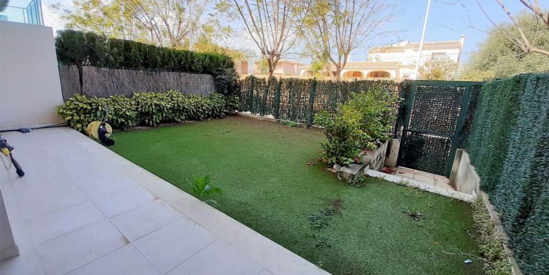 CA26 jardín privado3